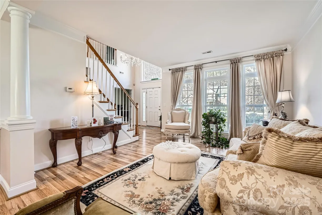 Charlotte Real Estate | View 2240 Dunnwood Hills Drive | Listing