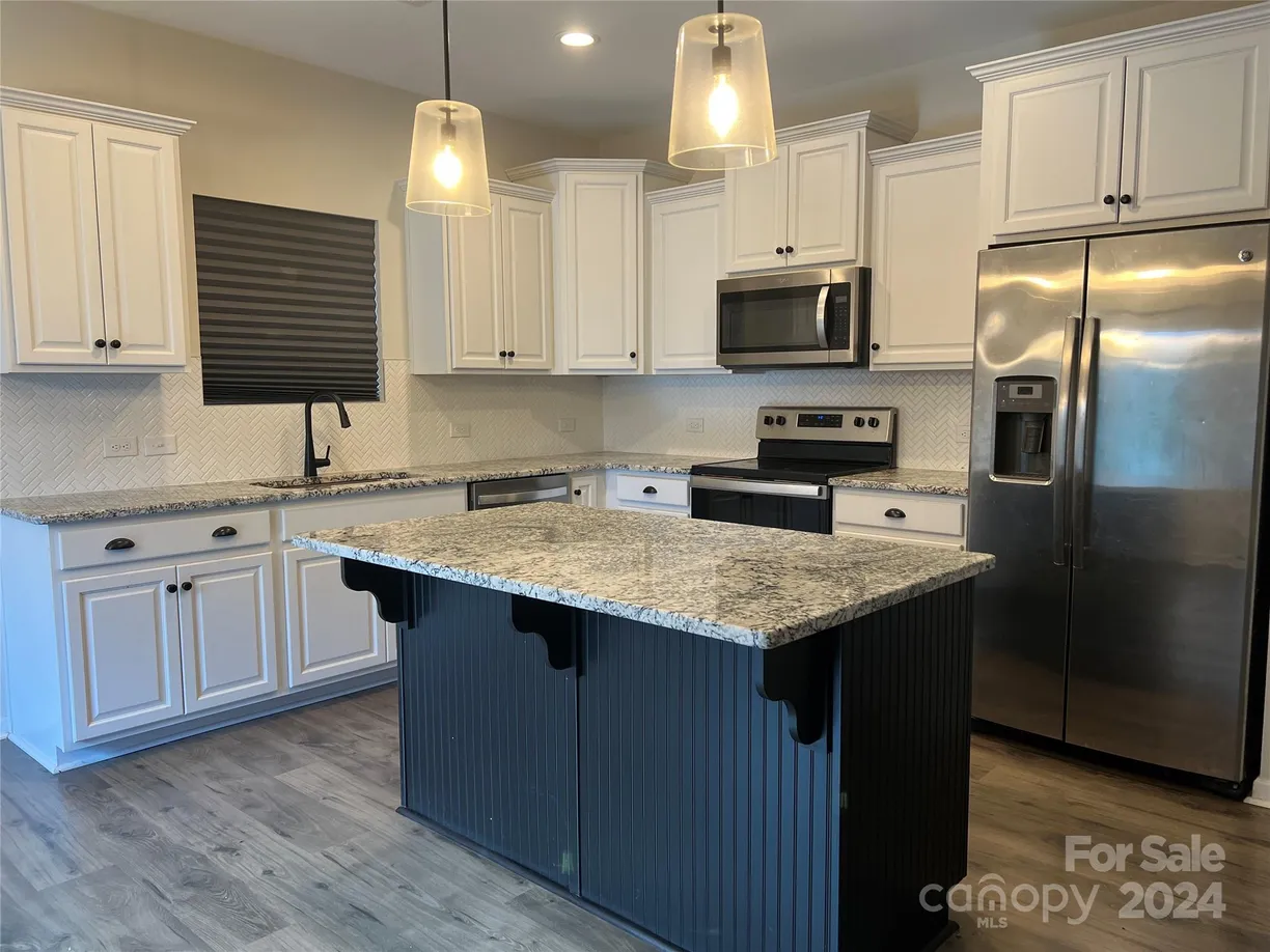 Charlotte Real Estate | View 533 Copes Court | Listing