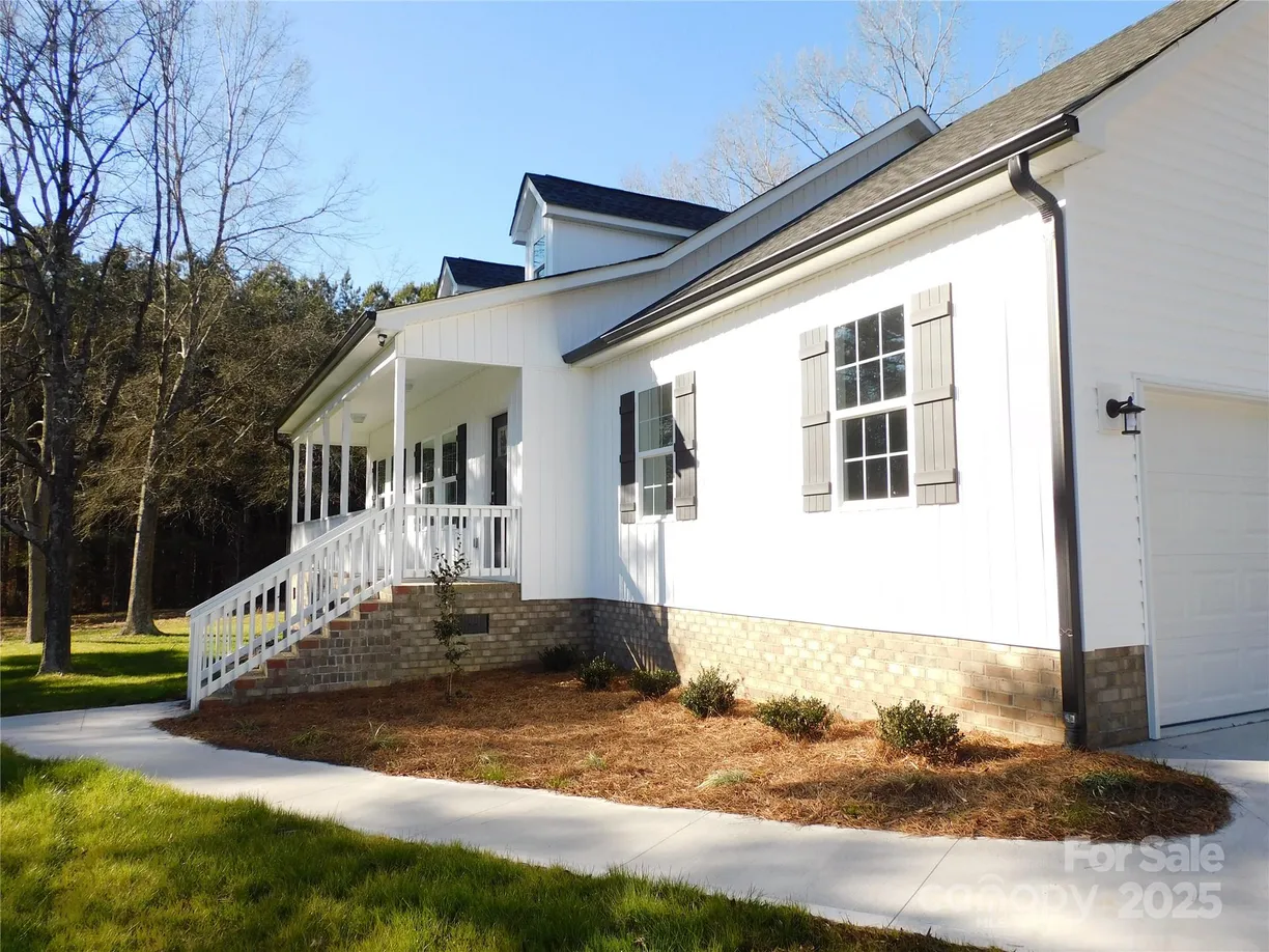 Charlotte Real Estate | View 2270 Charlotte Highway | Listing