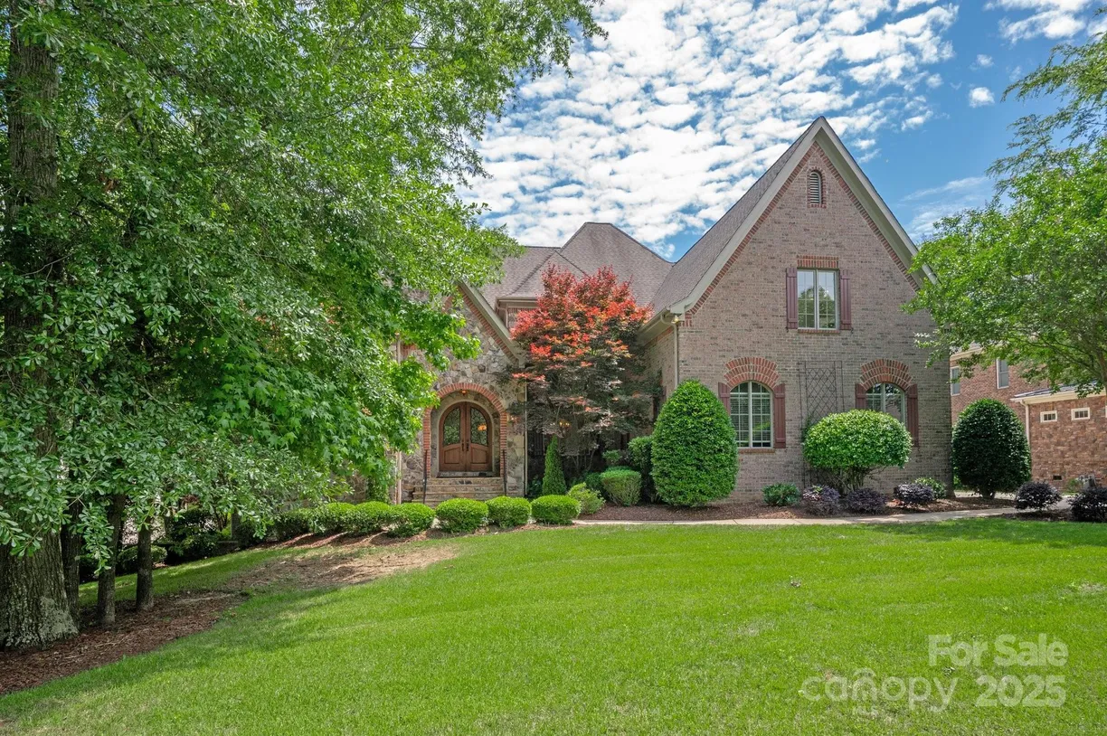 Charlotte Real Estate | View 1716 Funny Cide Drive | 7 Beds, 6 Baths