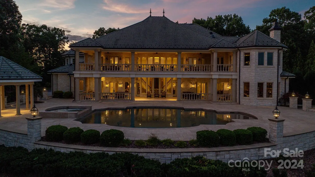 Charlotte Real Estate | View  | Listing