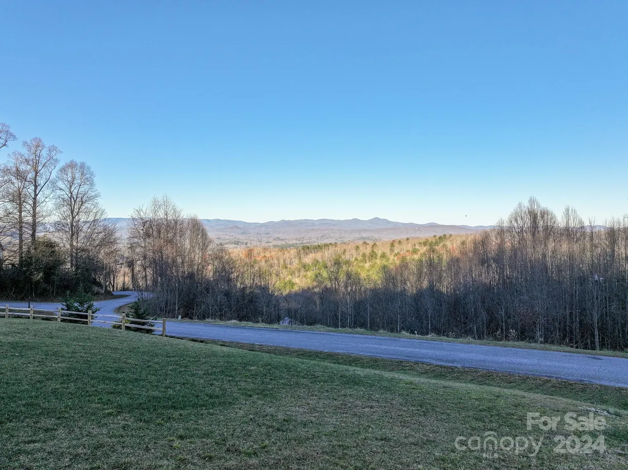 Charlotte Real Estate | View 221 Coopers Drive, 27R | Listing