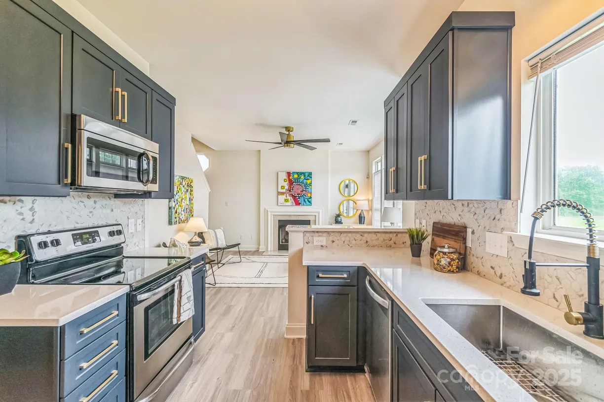 Charlotte Real Estate | View 9509 Green Apple Drive | Listing