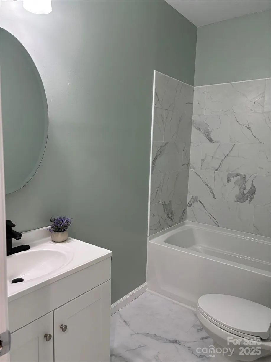 Charlotte Real Estate | View 815 Jefferson Street | Listing