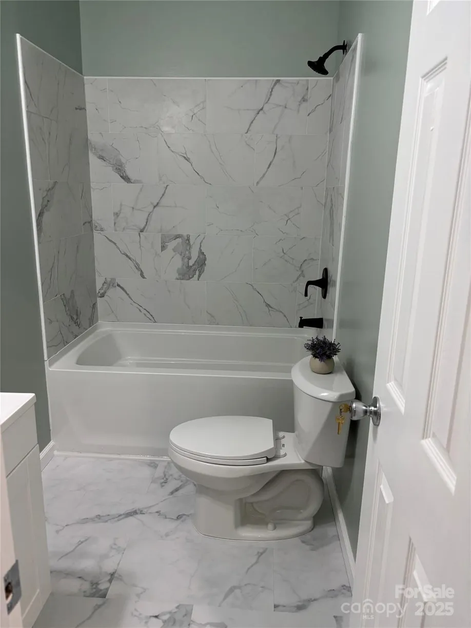Charlotte Real Estate | View 815 Jefferson Street | Listing