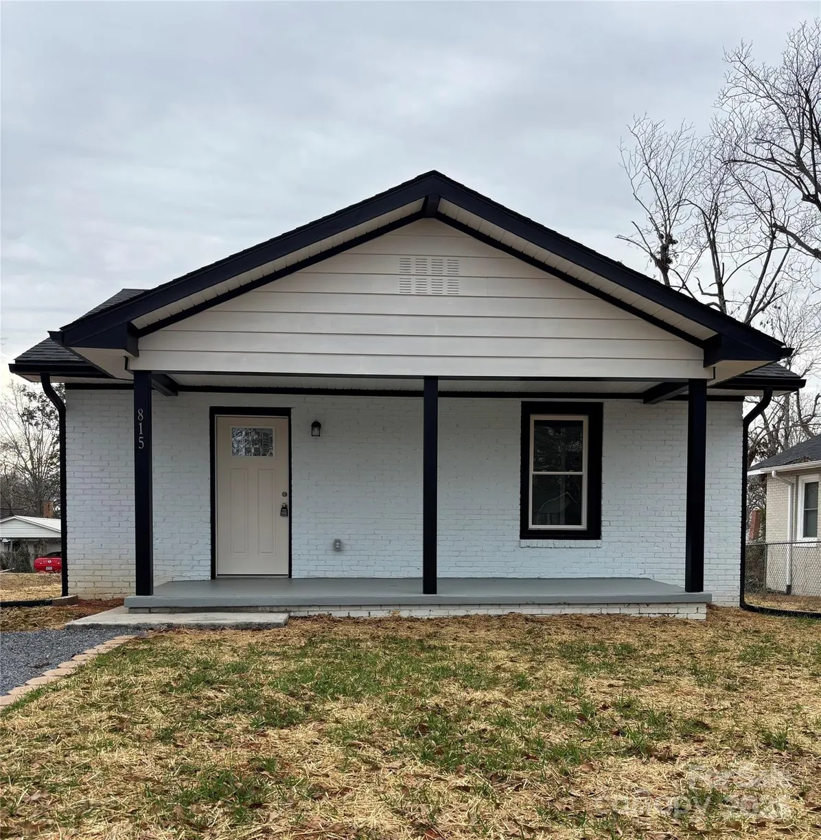Charlotte Real Estate | View 815 Jefferson Street | 2 Beds, 1 Bath