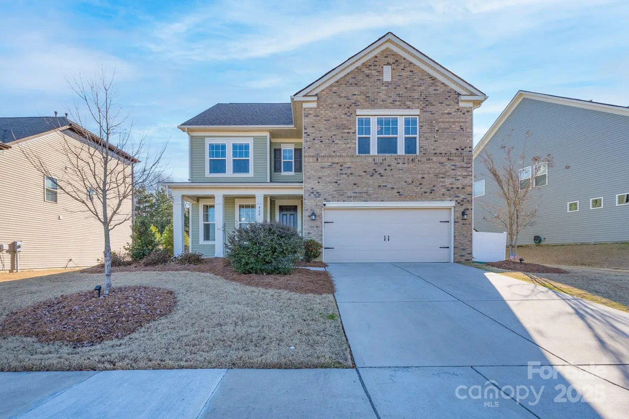Charlotte Real Estate | View 442 Hunton Forest Drive | 3 Beds, 2 Baths