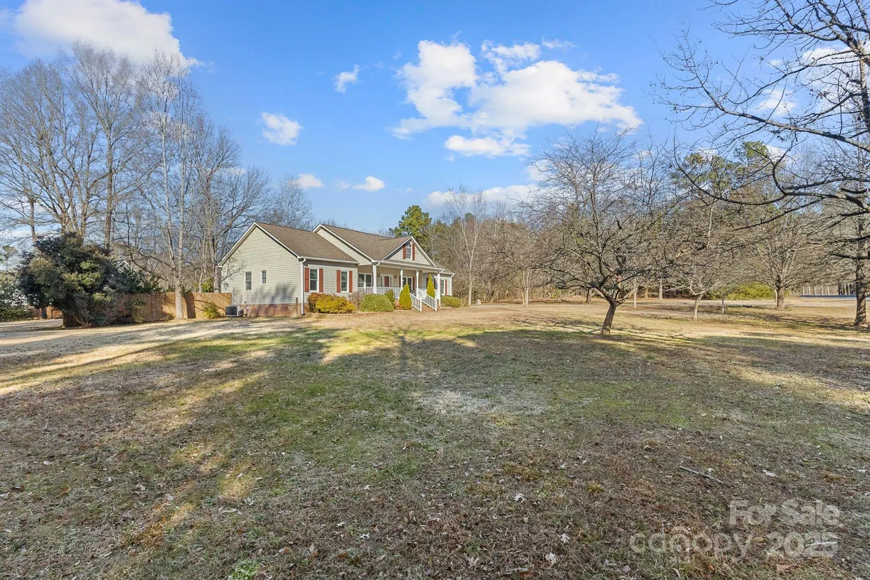 Charlotte Real Estate | View 1357 Meadowdale Road | Listing
