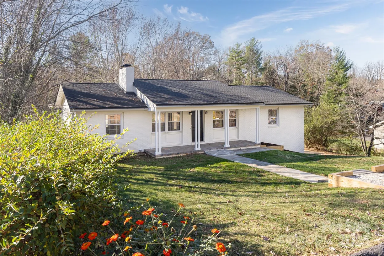Charlotte Real Estate | View 27 Jarnaul Avenue | 3 Beds, 2 Baths