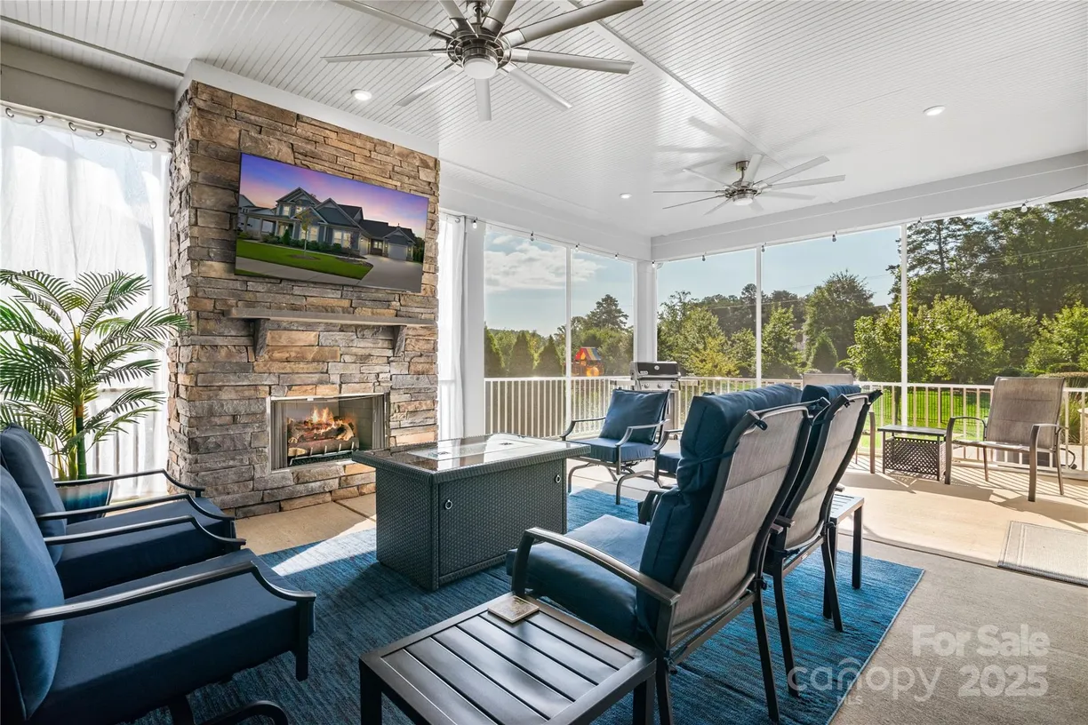 Charlotte Real Estate | View 11112 Benjamin Smith Avenue | 4 Beds, 3 Baths