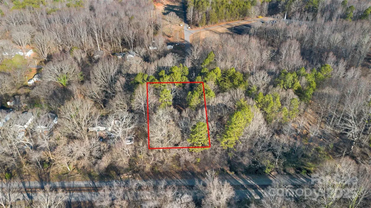 Charlotte Real Estate | View 703 W Carolina Avenue | Listing