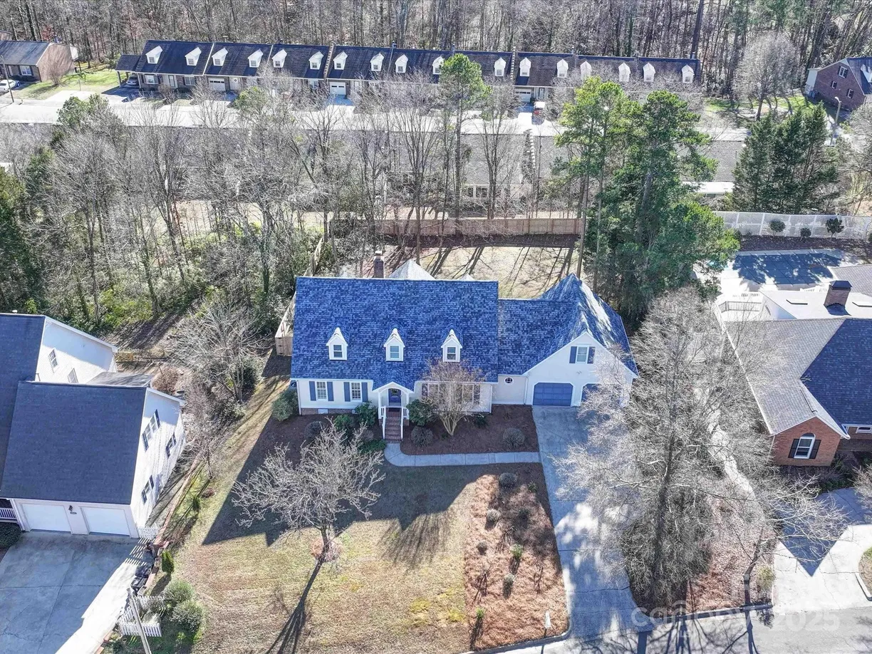 Charlotte Real Estate | View 148 Tetbury Avenue | Listing