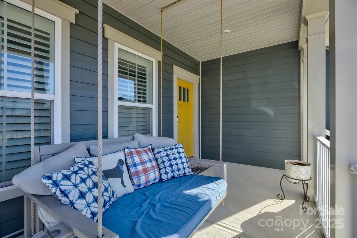 Charlotte Real Estate | View 1224 Regions Boulevard | Listing