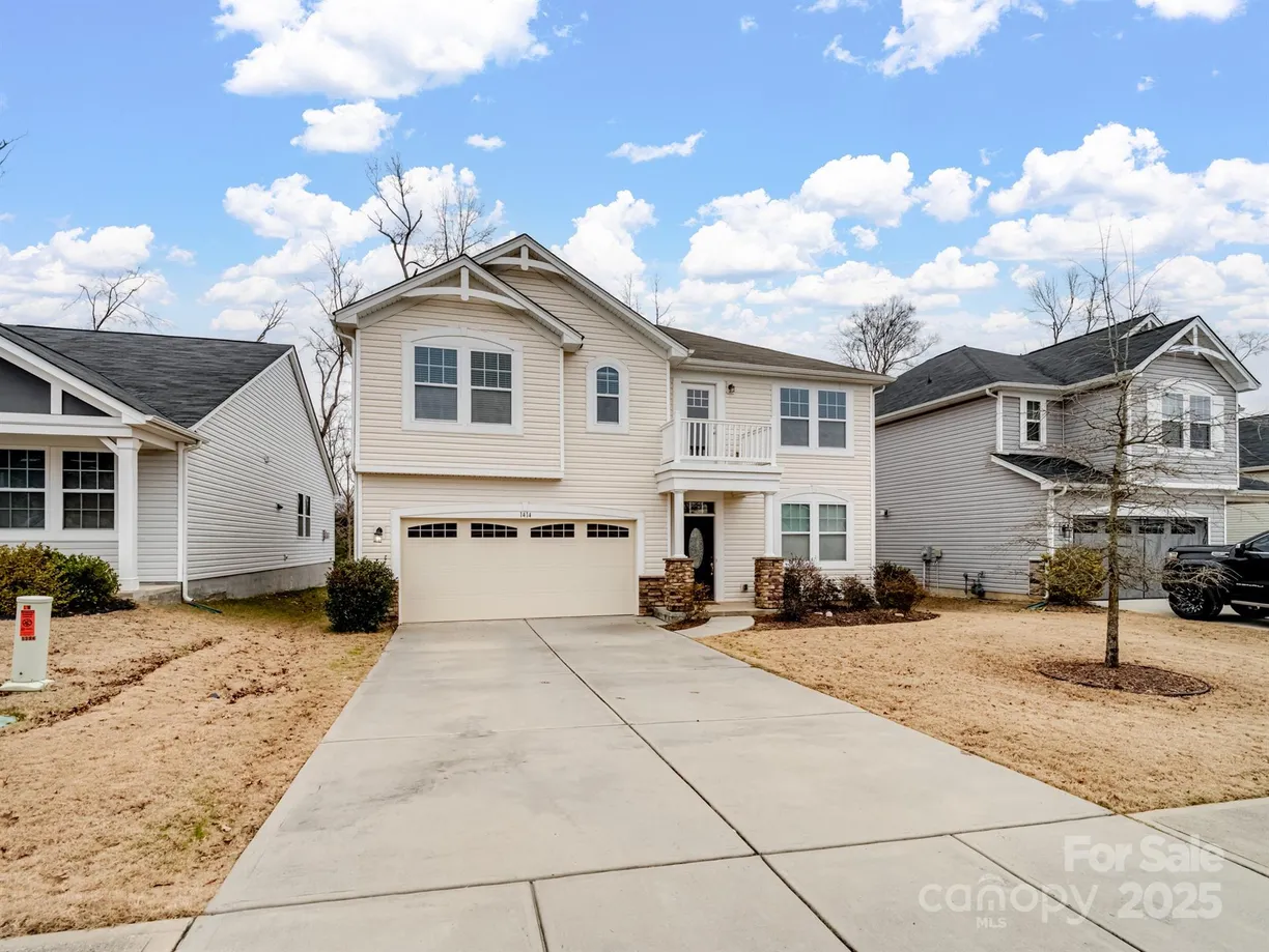 Charlotte Real Estate | View 1414 Kings Grove Drive | Listing