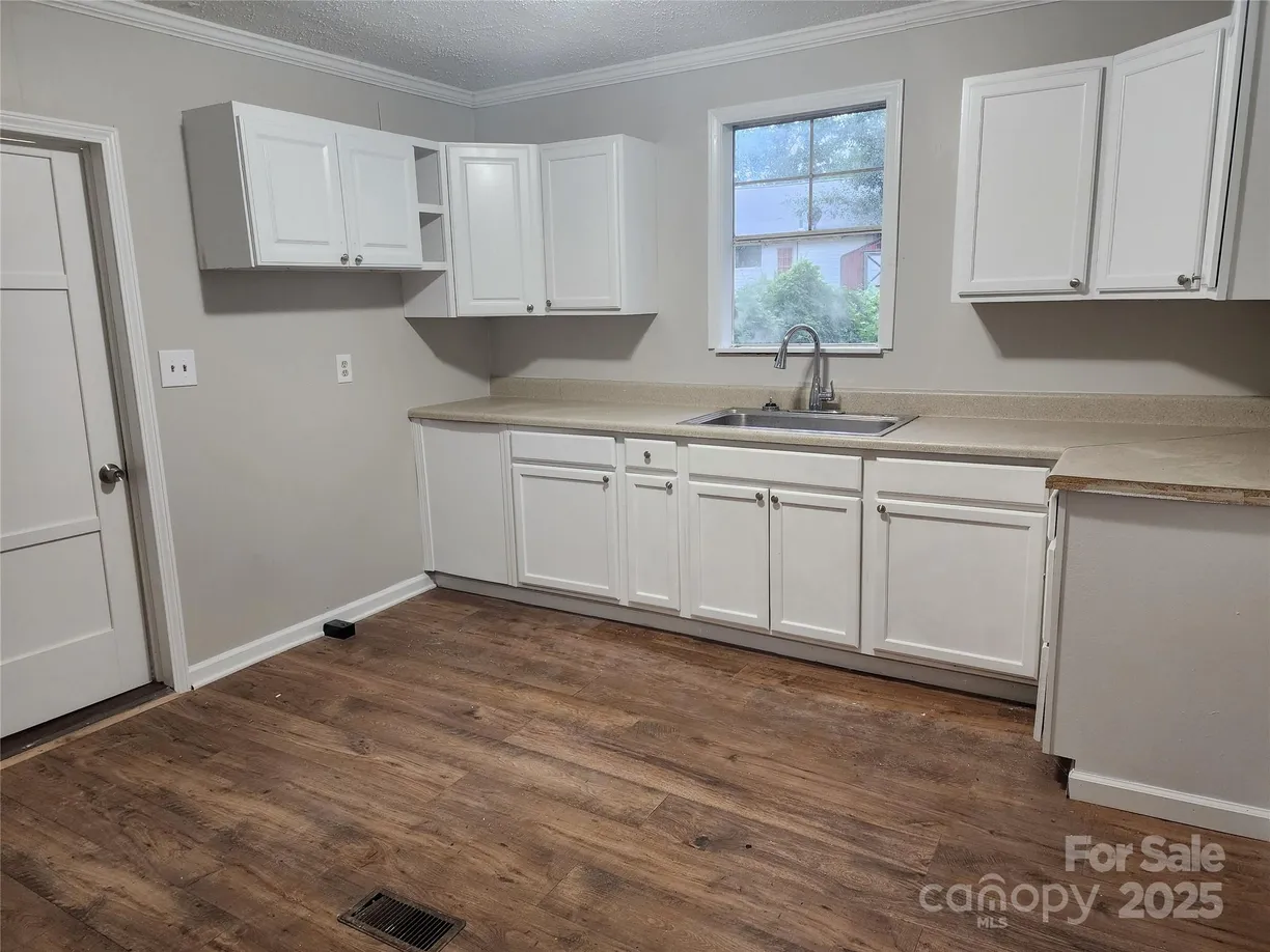 Charlotte Real Estate | View 1300 Brookdale Street | Listing