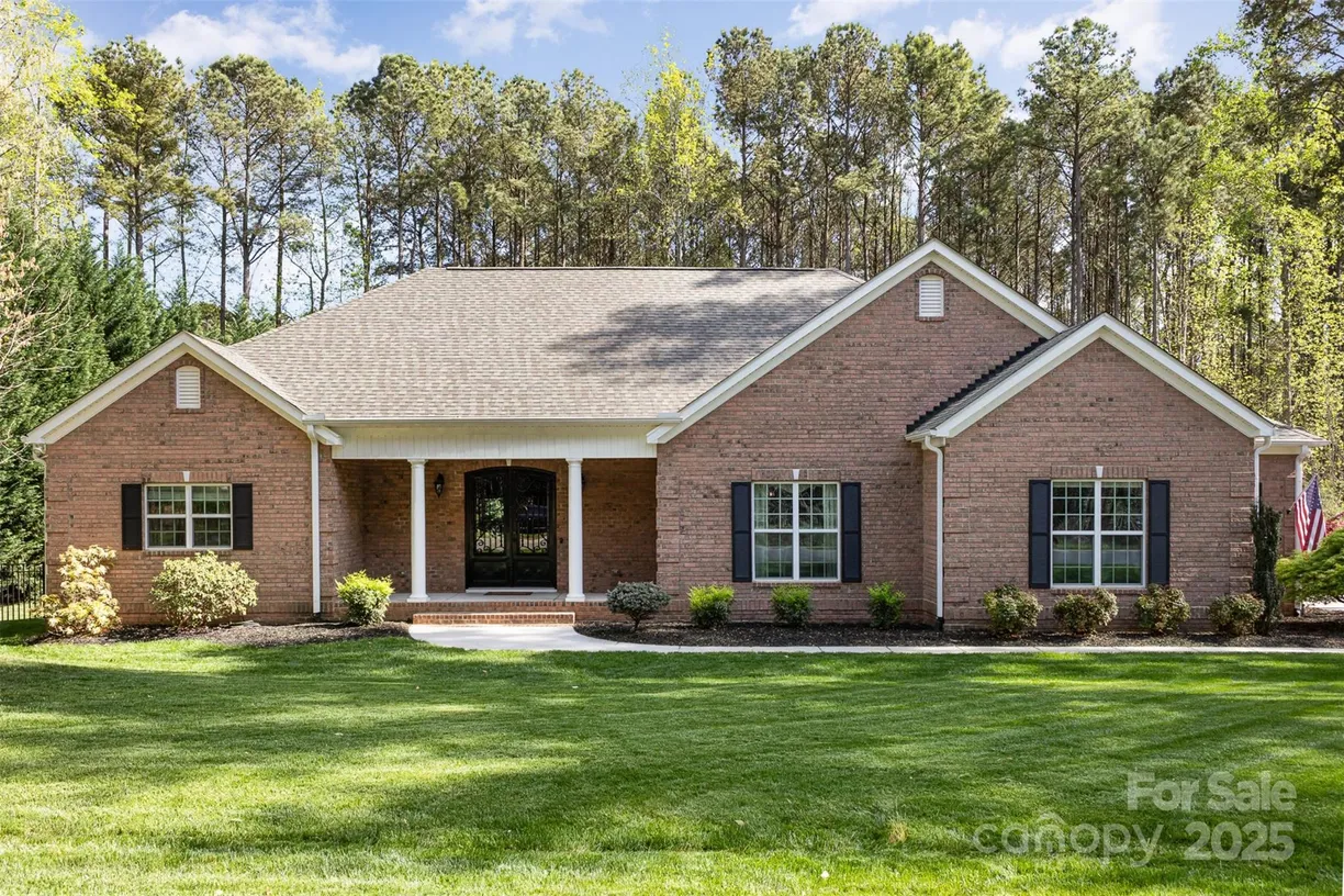 Charlotte Real Estate | View 574 Barber Loop | 3 Beds, 2 Baths