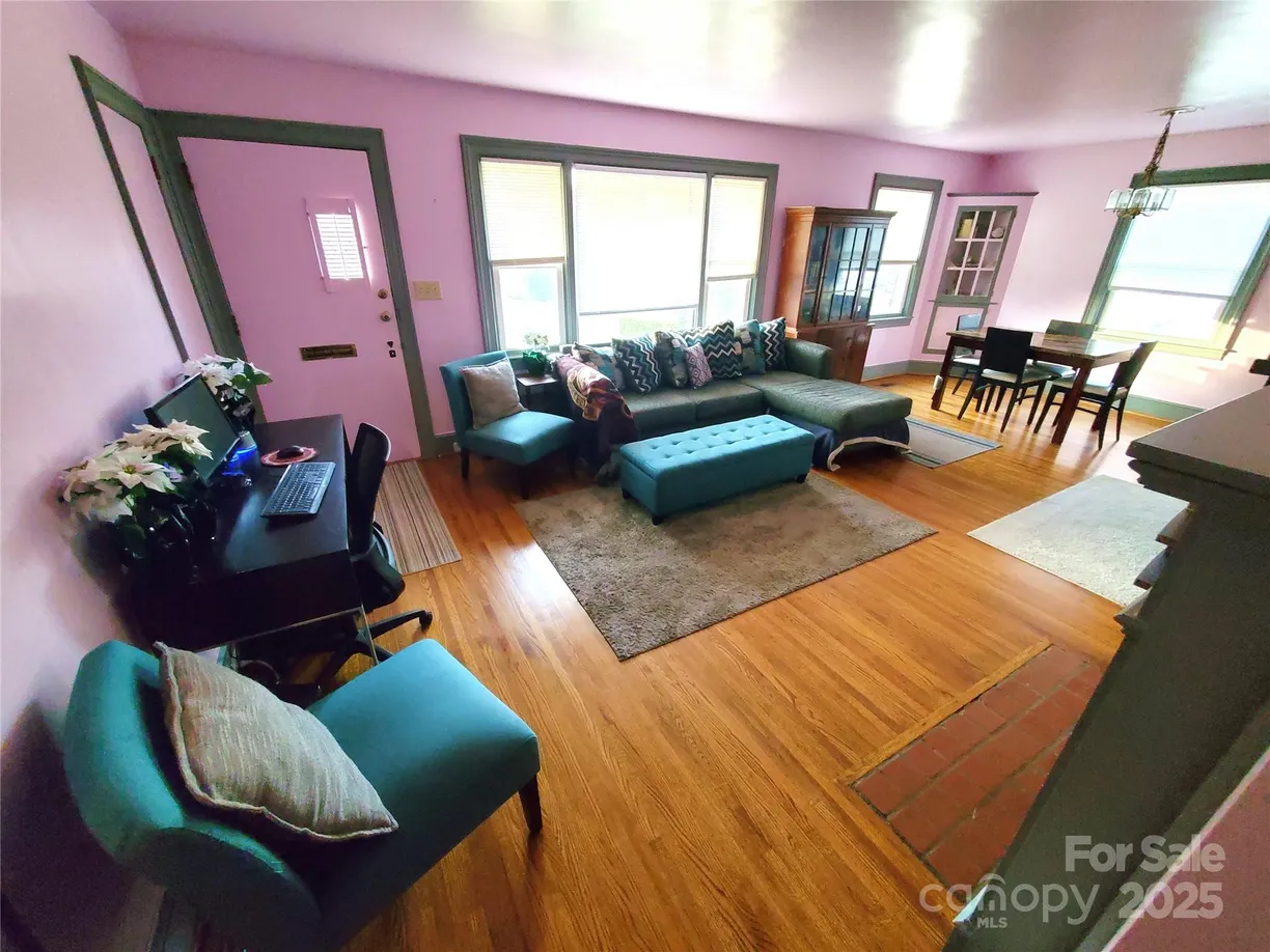 Charlotte Real Estate | View 308 N Hawthorne Street | Listing