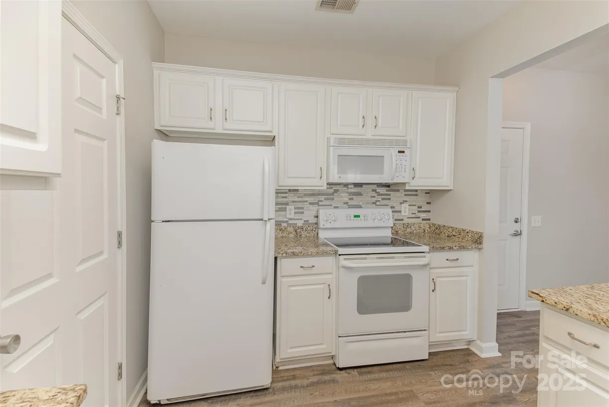 Charlotte Real Estate | View 14967 Santa Lucia Drive | Listing