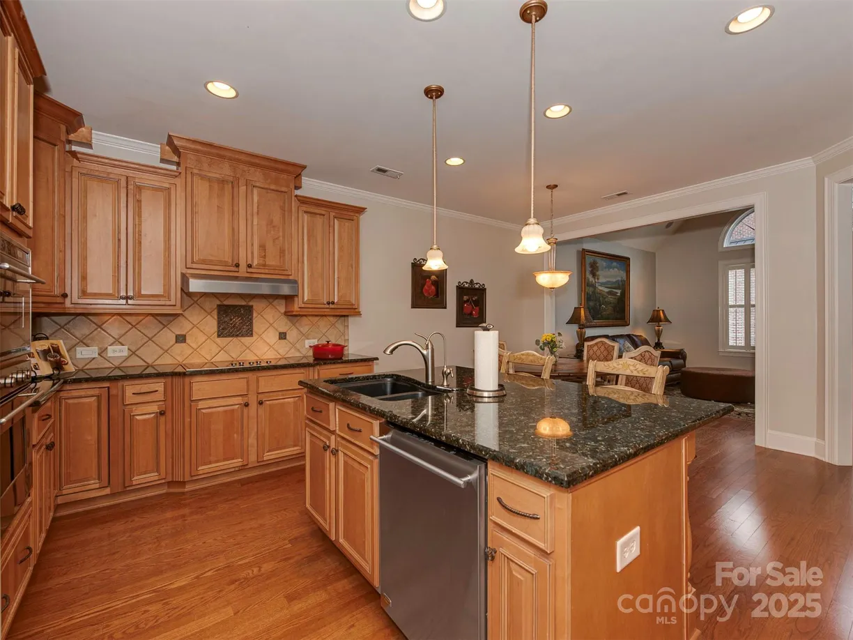 Charlotte Real Estate | View 11756 Easthampton Circle | Listing