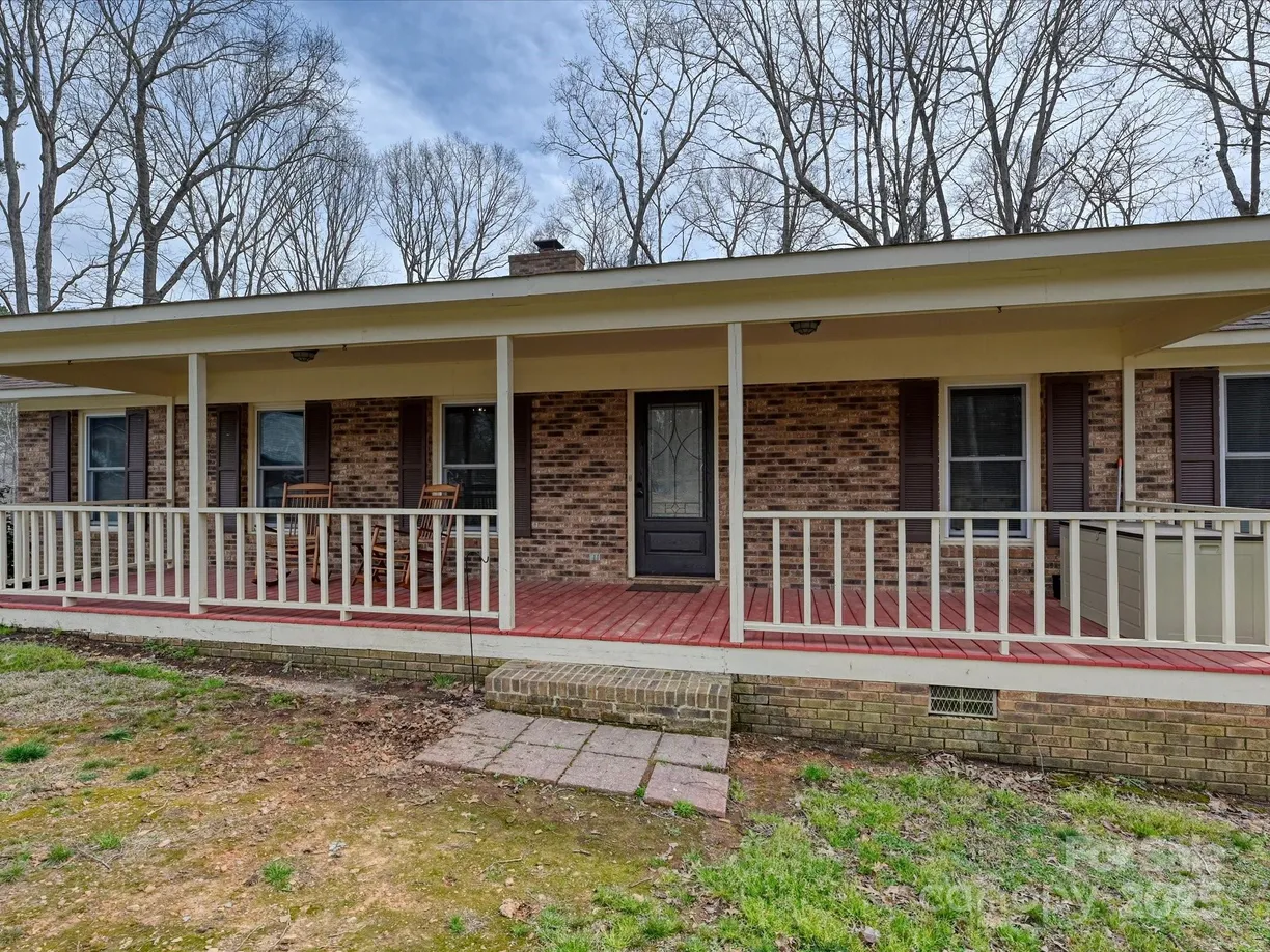 Charlotte Real Estate | View 1008 E Sandy Ridge Road | Listing
