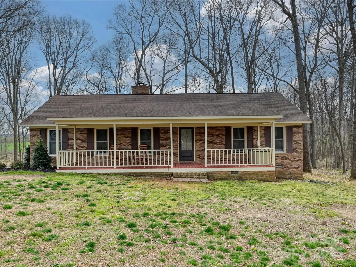 Charlotte Real Estate | View 1008 E Sandy Ridge Road | Listing