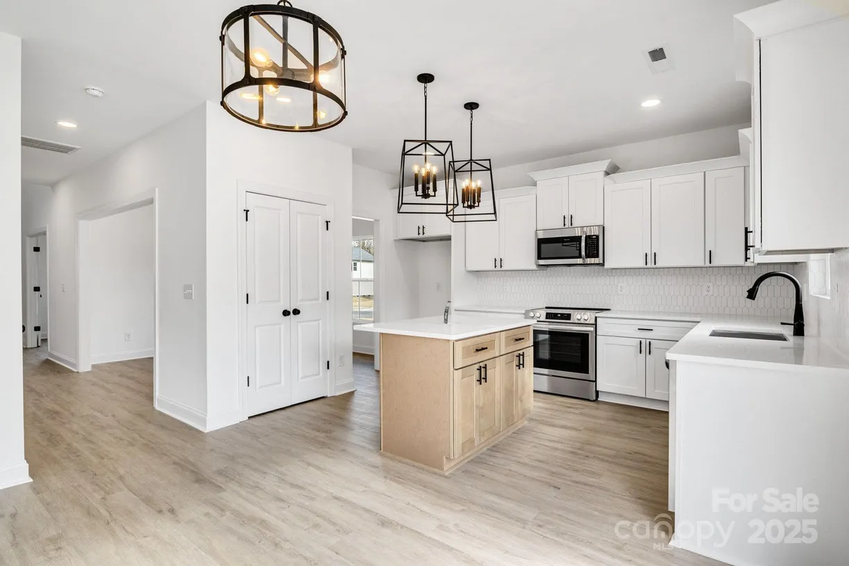 Charlotte Real Estate | View 3070 Swallowtail Lane | Listing