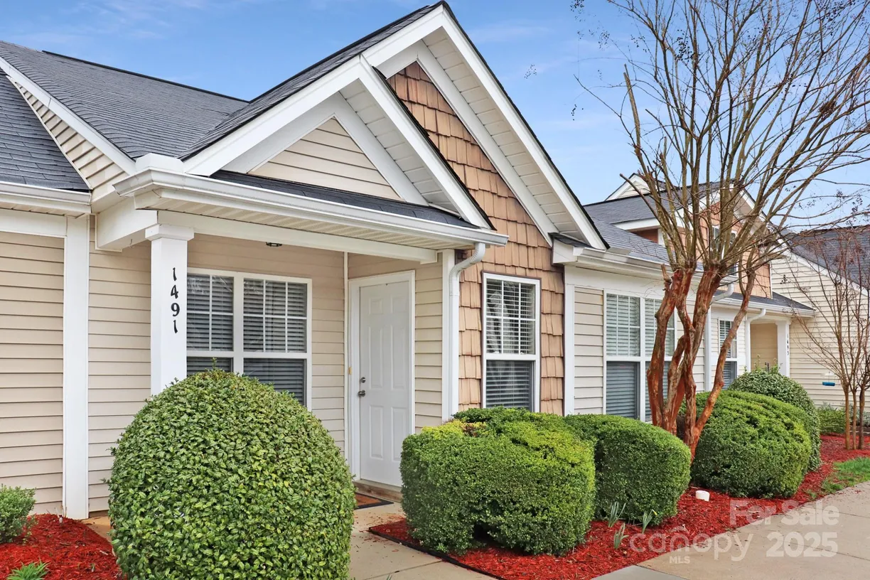 Charlotte Real Estate | View 1491 Harpers Inlet Drive | 2 Beds, 2 Baths