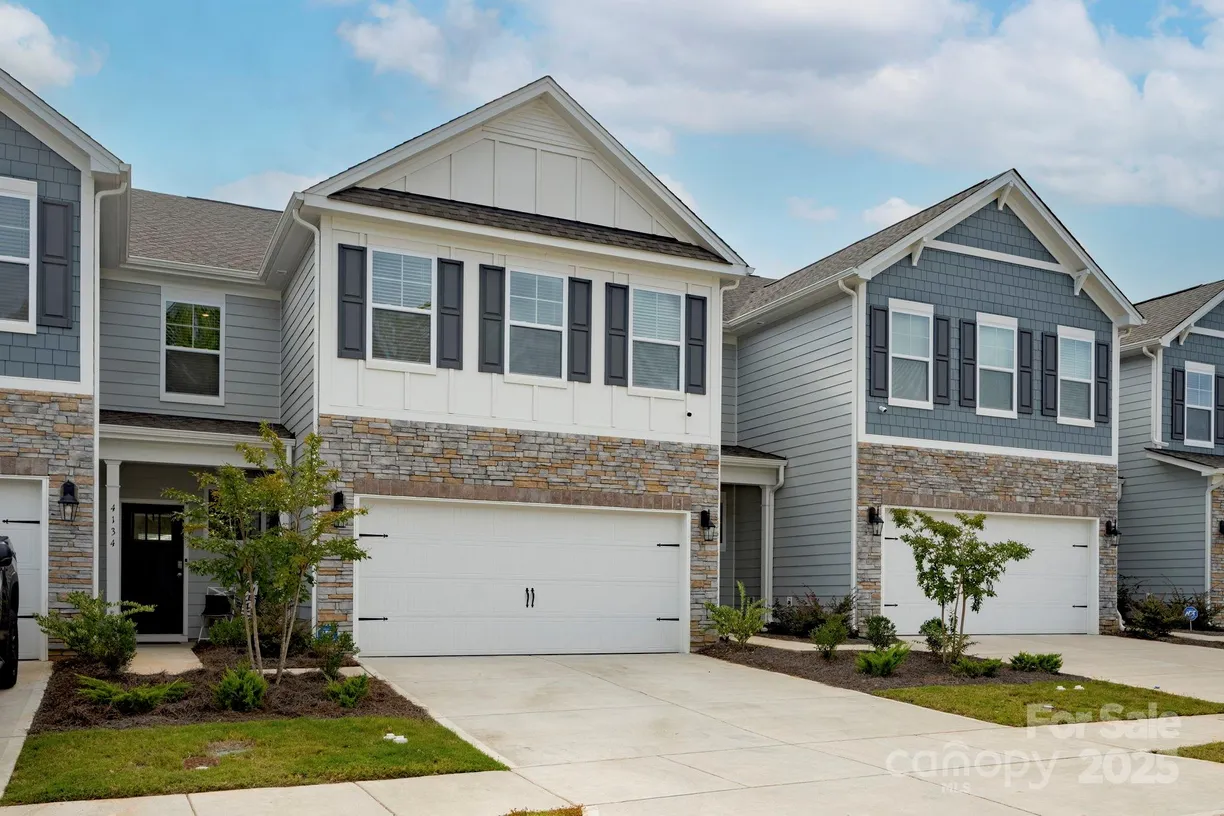 Charlotte Real Estate | View 4134 Steel Way | 4 Beds, 3 Baths