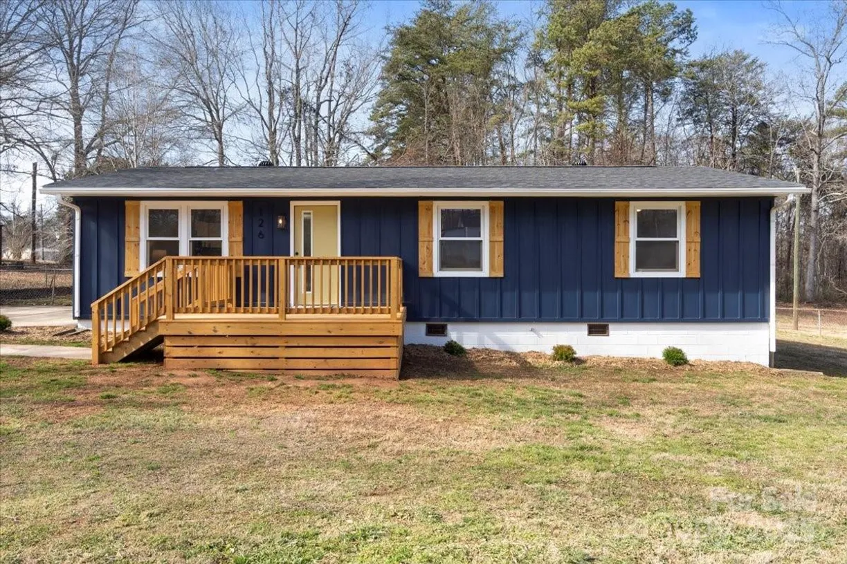 Charlotte Real Estate | View 126 Terrace Drive | 3 Beds, 2 Baths
