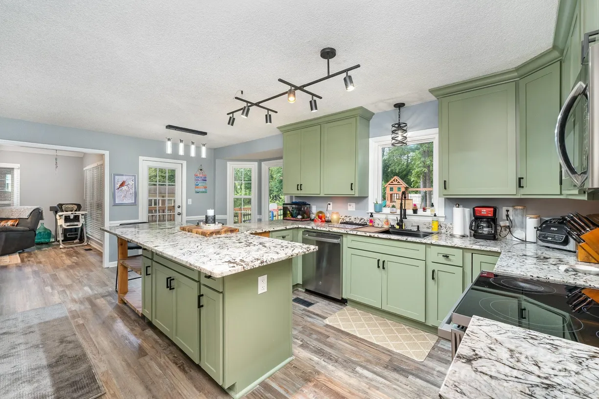 Charlotte Real Estate | View 2000 Shannon Bridge Lane | Listing