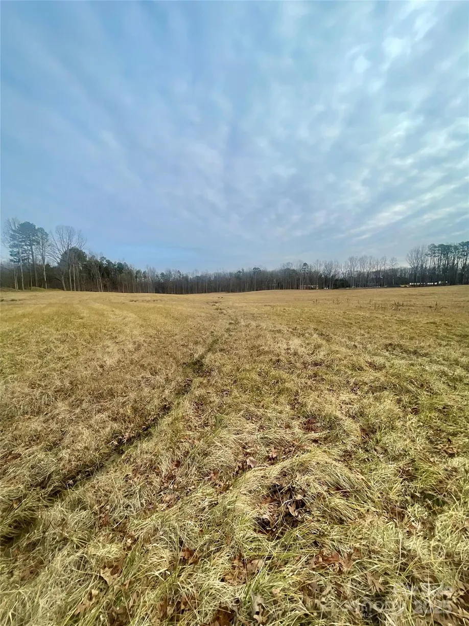 Charlotte Real Estate | View 2809 Dallas Cherryville Highway | Listing