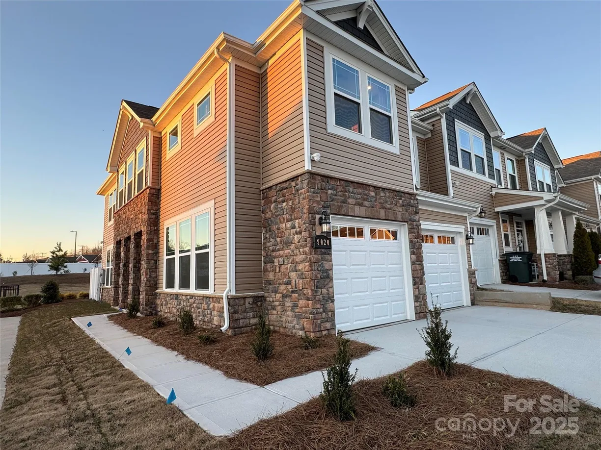 Charlotte Real Estate | View 9020 Northfield Crossing Drive | Listing