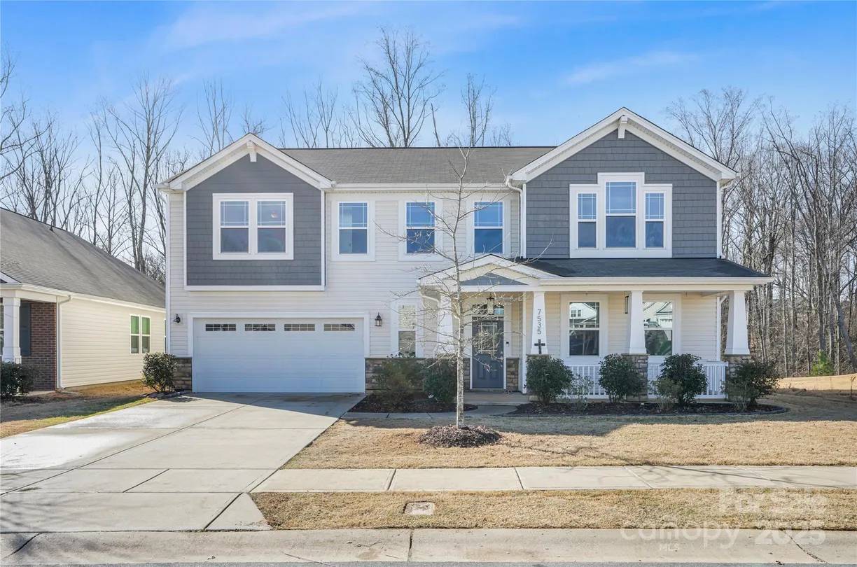 Charlotte Real Estate | View 7535 Meridale Forest Drive, 107 | 5 Beds, 3 Baths