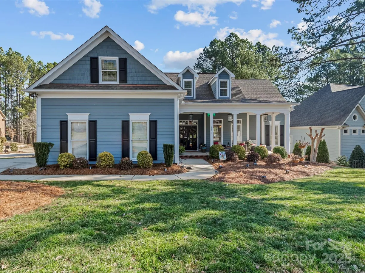 Charlotte Real Estate | View 1742 Verdict Ridge Drive | 4 Beds, 3 Baths