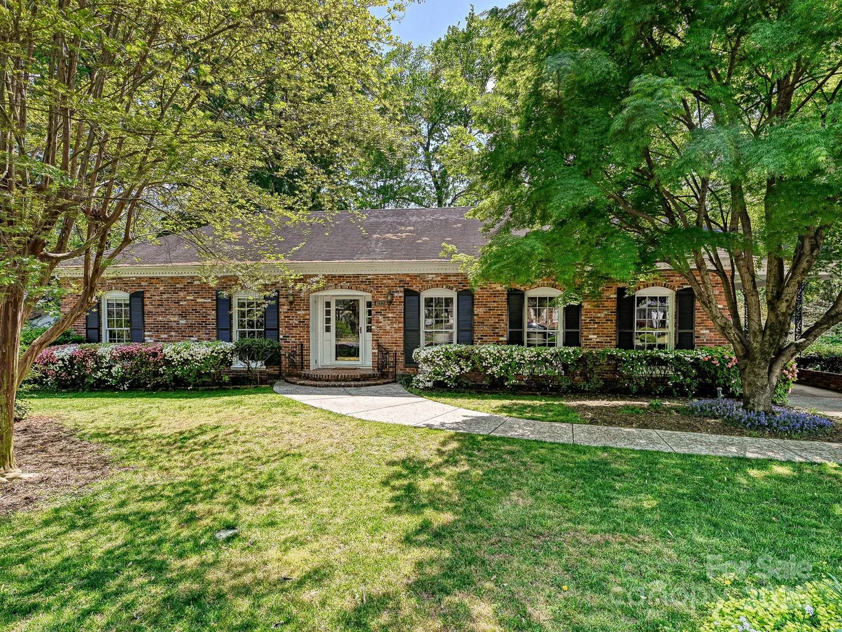 Charlotte Real Estate | View 4132 Sulkirk Road | 3 Beds, 2 Baths