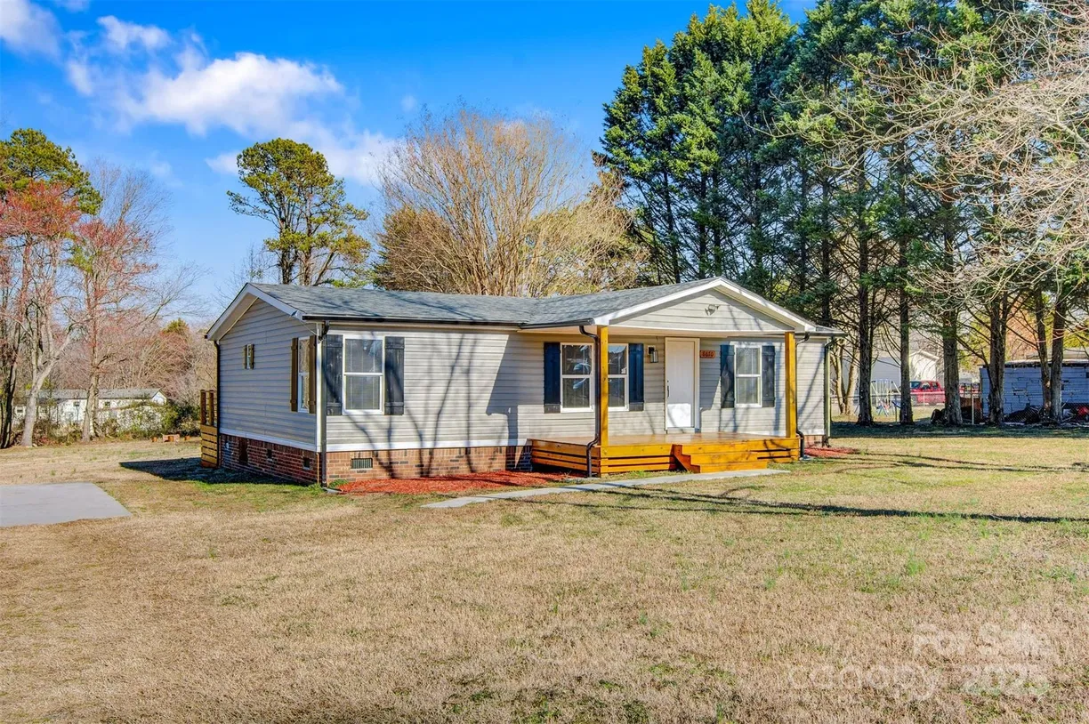 Charlotte Real Estate | View 8670 Carroll Street | 3 Beds, 2 Baths