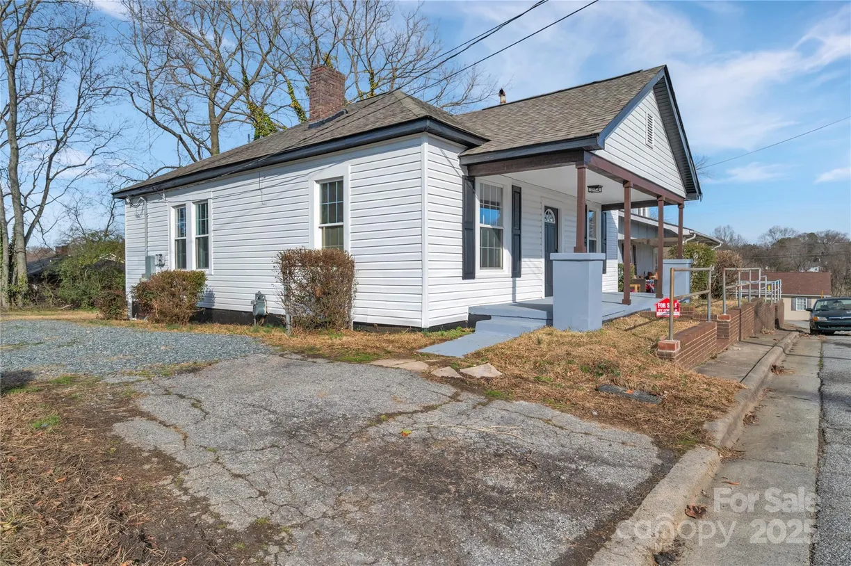 Charlotte Real Estate | View 720 Holmes Street | Listing