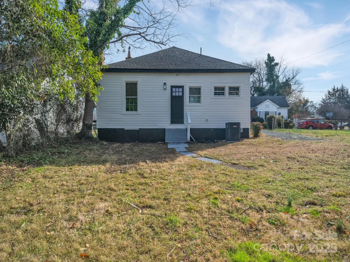 Charlotte Real Estate | View 720 Holmes Street | Listing