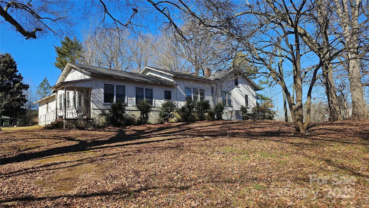 Charlotte Real Estate | View 1116 Medlin Road | Listing