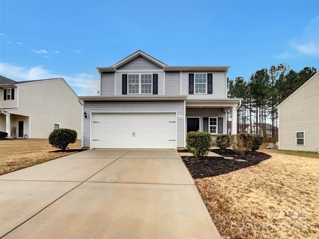 Charlotte Real Estate | View 6214 Purbeck Way | 3 Beds, 2 Baths