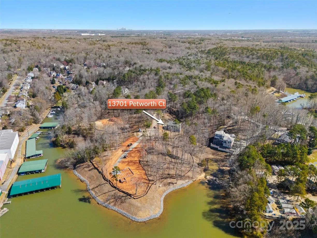 Charlotte Real Estate | View 13701 Petworth Court | Listing