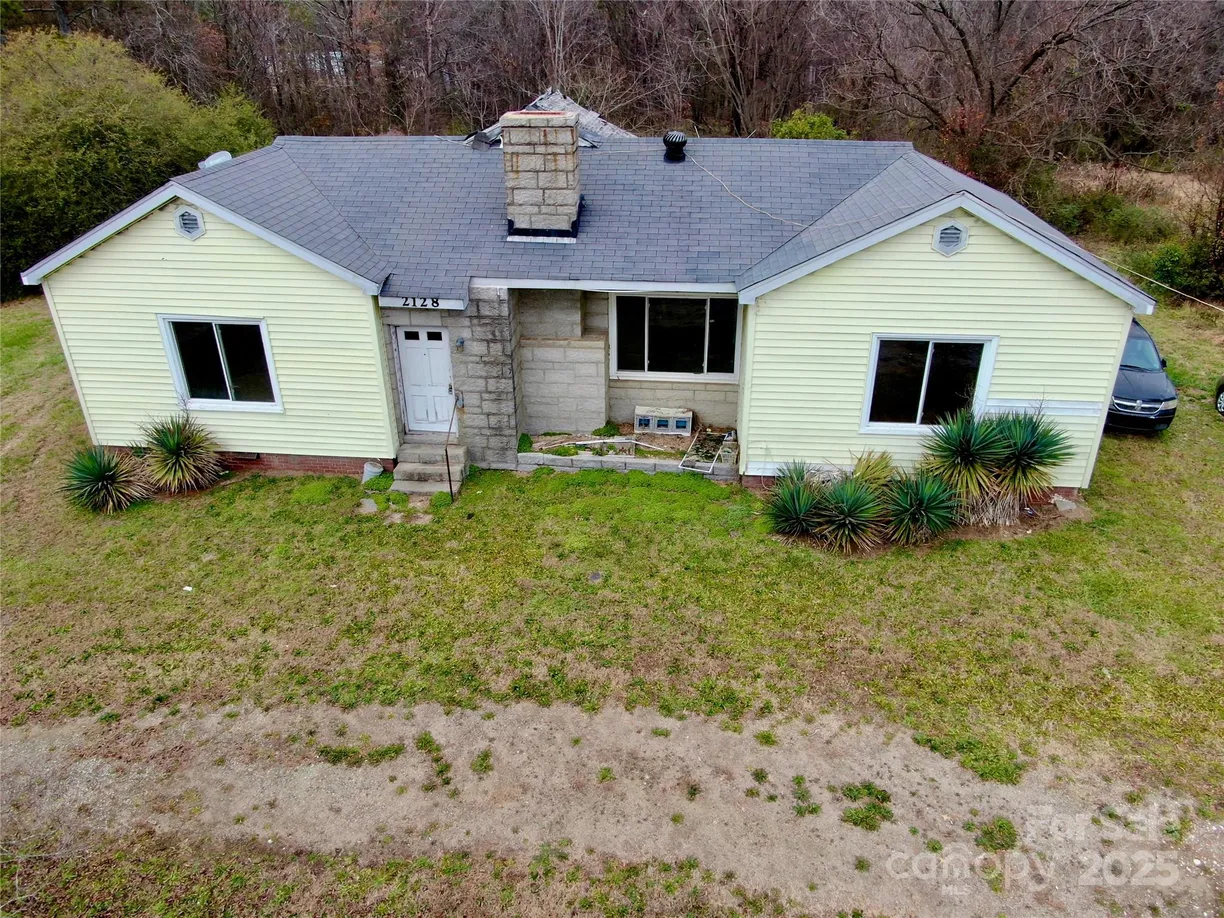 Charlotte Real Estate | View 2126 W C Street