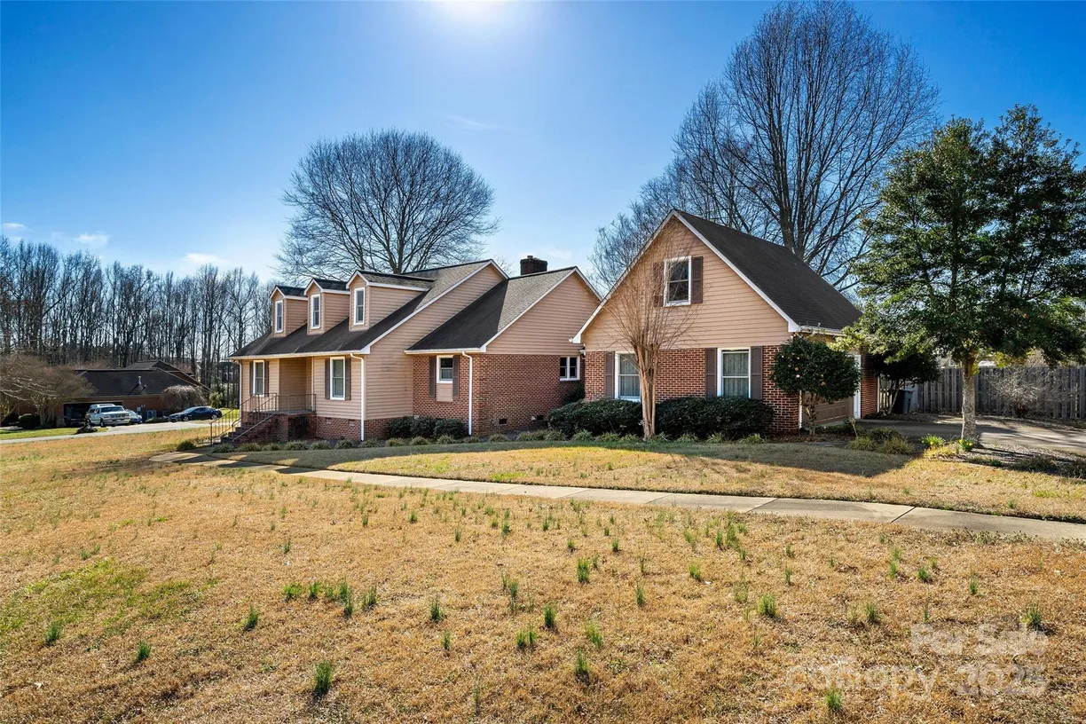 Charlotte Real Estate | View 133 Persimmon Creek Road, 81 | Listing