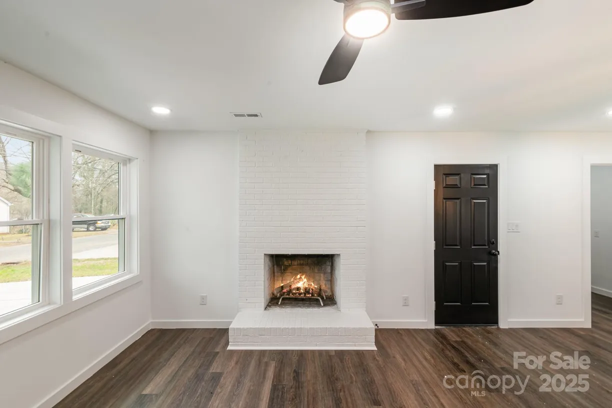 Charlotte Real Estate | View 209 Palmer Street | Listing