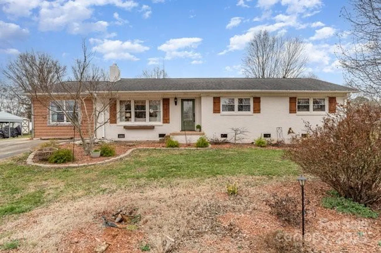 Charlotte Real Estate | View 127 Wright Circle | Listing