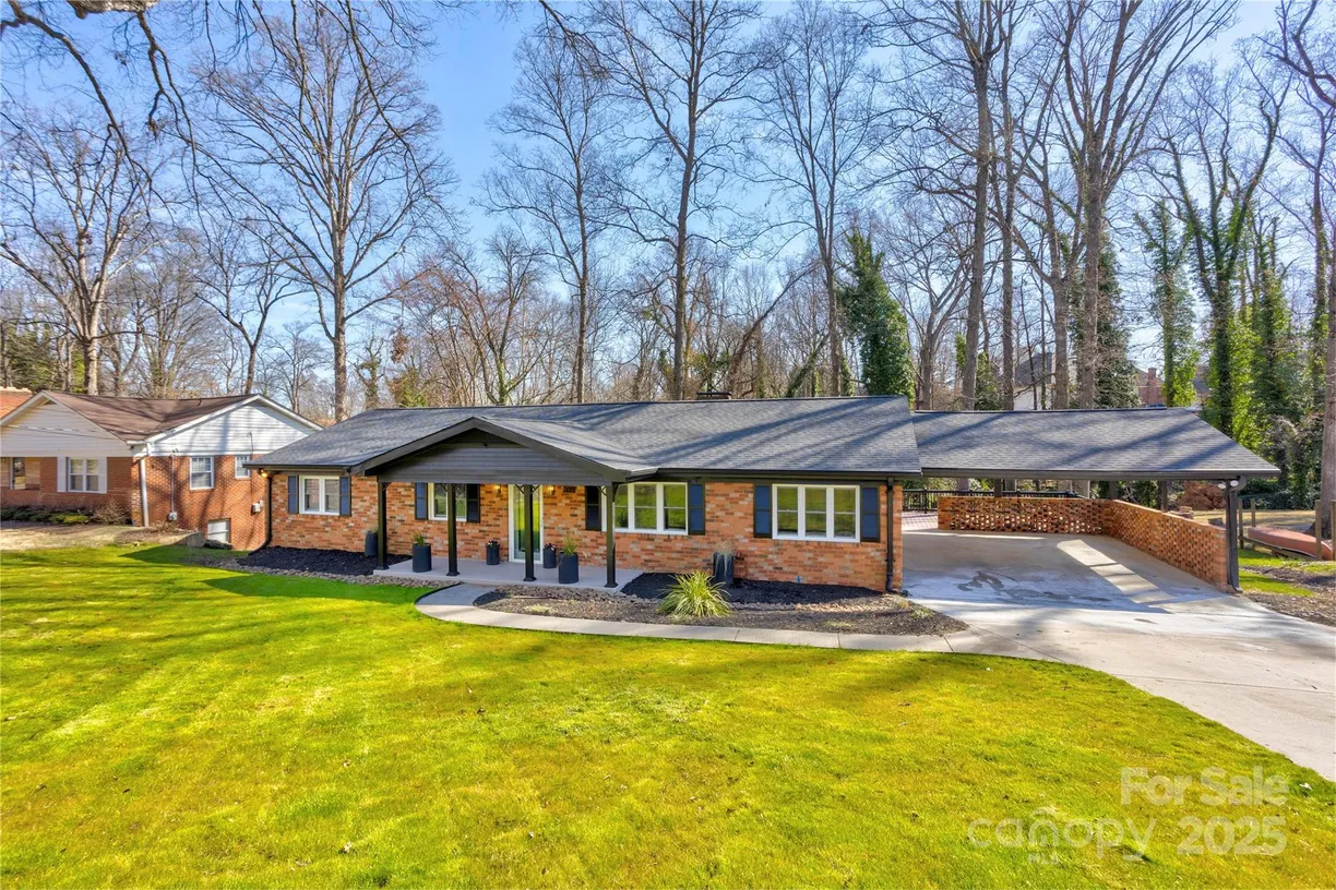 Charlotte Real Estate | View 308 Dakota Street | Listing