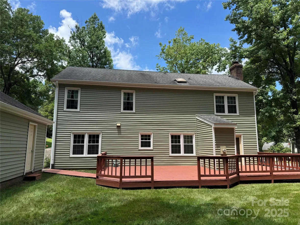 Charlotte Real Estate | View 1919 Windlock Drive | Listing