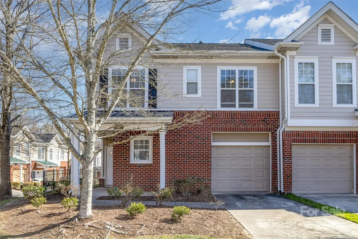 Charlotte Real Estate | View 15425 Coventry Court Lane | 3 Beds, 2 Baths
