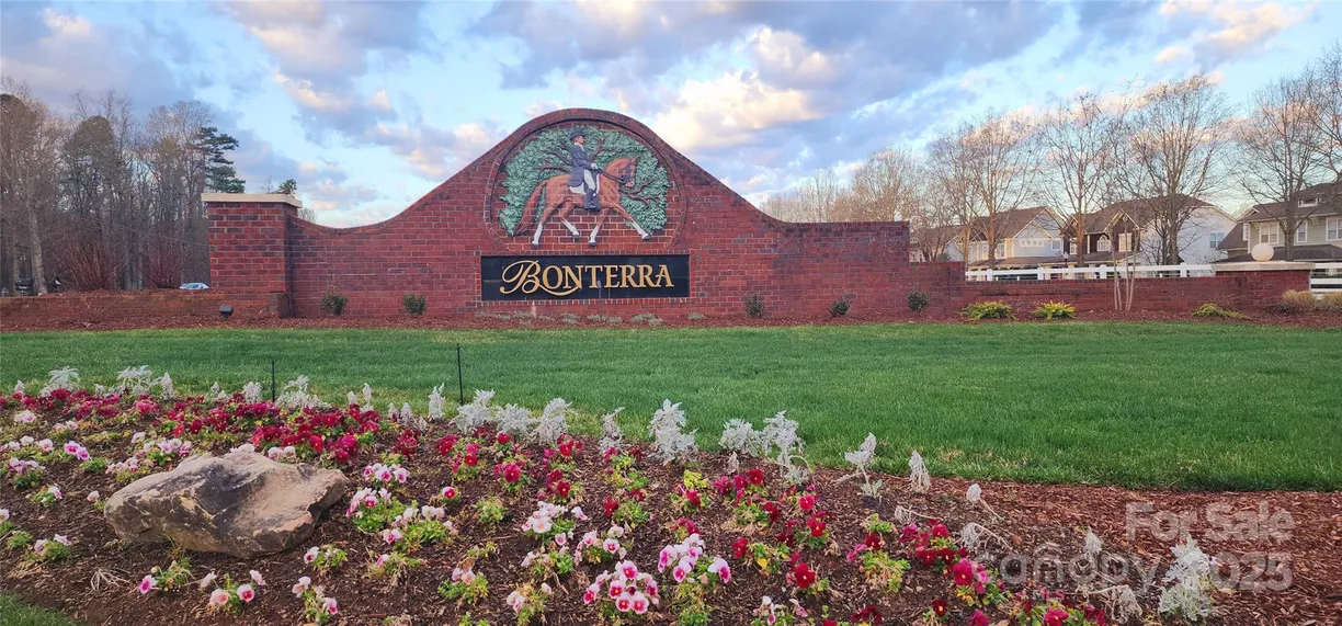 Charlotte Real Estate | View 7037 Ladys Secret Drive | Listing