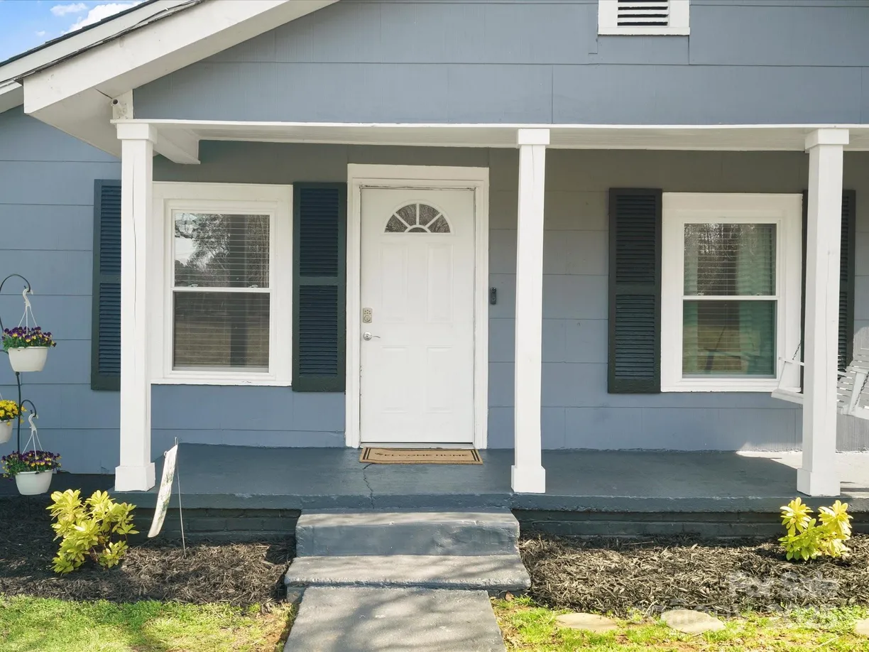 Charlotte Real Estate | View 125 Ashe Street | Listing